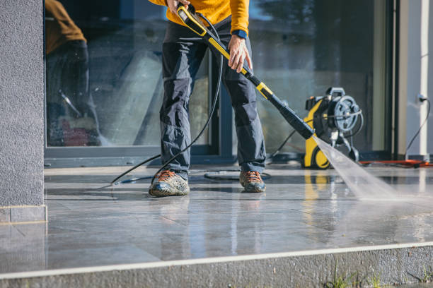 Best Sidewalk Pressure Washing  in Wona Lake, IN